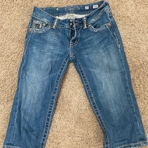 Miss Me Capri jeans